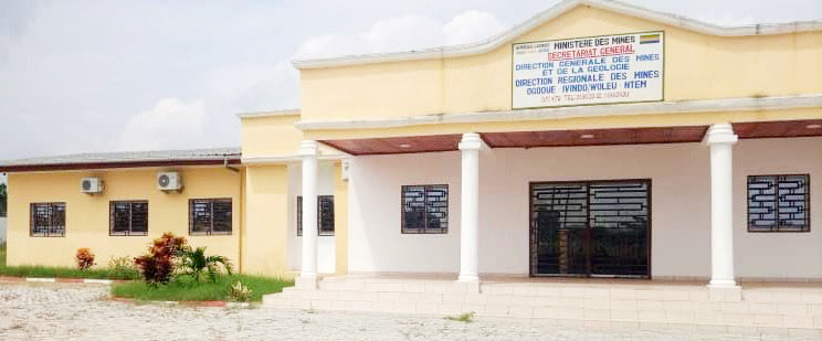 Siège du Ministère des mines dans la province de l'ogooué-Ivindo (Makokou).